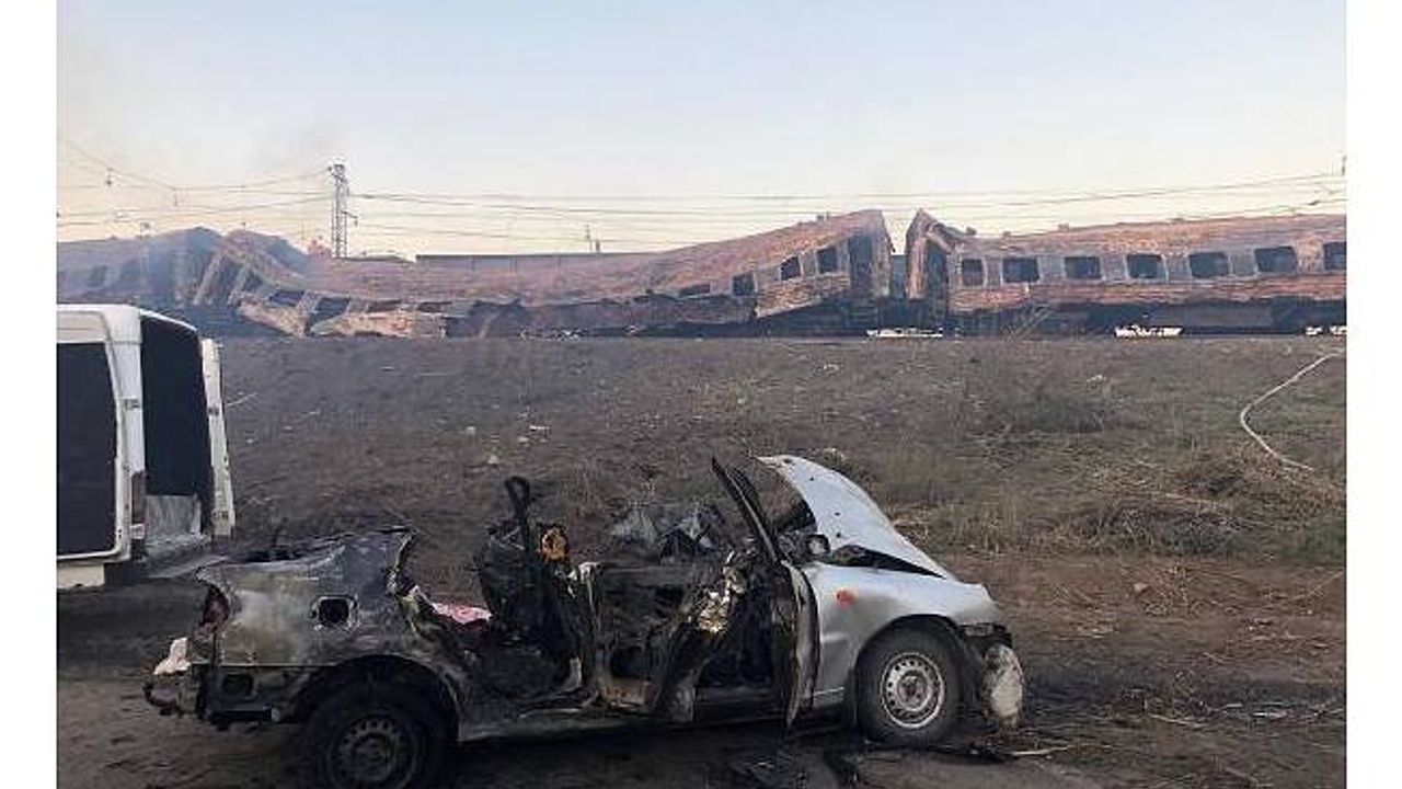 Rusya Ukraynada tren istasyonunu vurdu 15 ölü 50 yaralı Önce