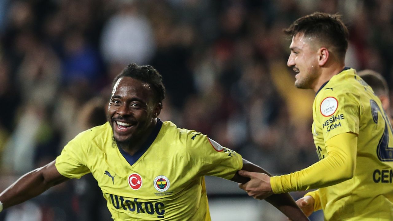 İlk yarı sonucu Hatayspor 0 Fenerbahçe 2 Önce Vatan Gazetesi