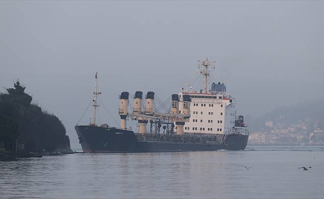 Stanbul Bo Az Ndaki Gemi Trafi I Karaya Oturan Y K Gemisi Nedeniyle