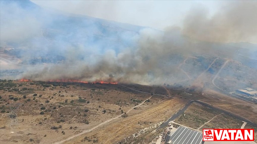 İzmir in Aliağa ilçesinde otluk ve makilik alanda yangın çıktı Önce