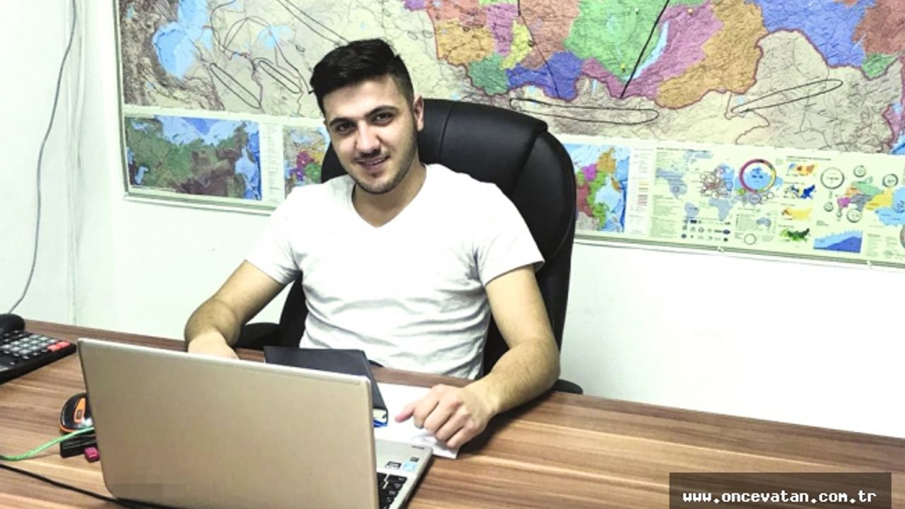 Rusya'da Genç Bir Girişimci: Ömer Çetiz ve  Elza Medya