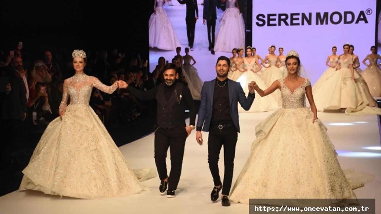 Ünlü top modeller If Wedding Fashion İzmir'de podyuma çıktı