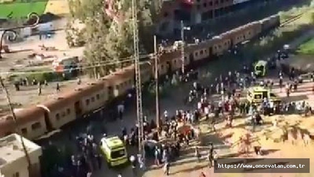Mısır’da yolcu treni raydan çıktı: 30 yaralı