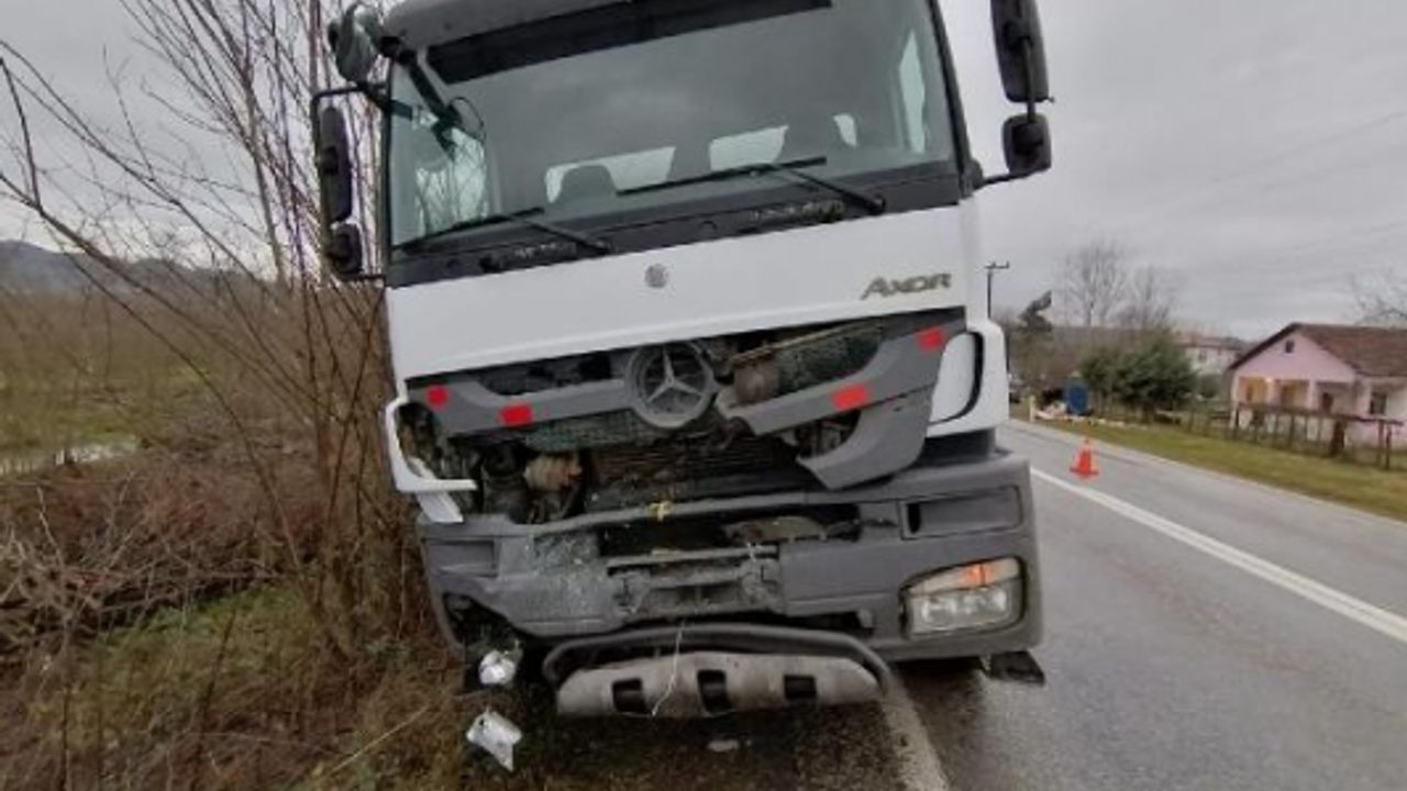 Beton mikseri patpata çarptı: 1 ölü, 1 yaralı