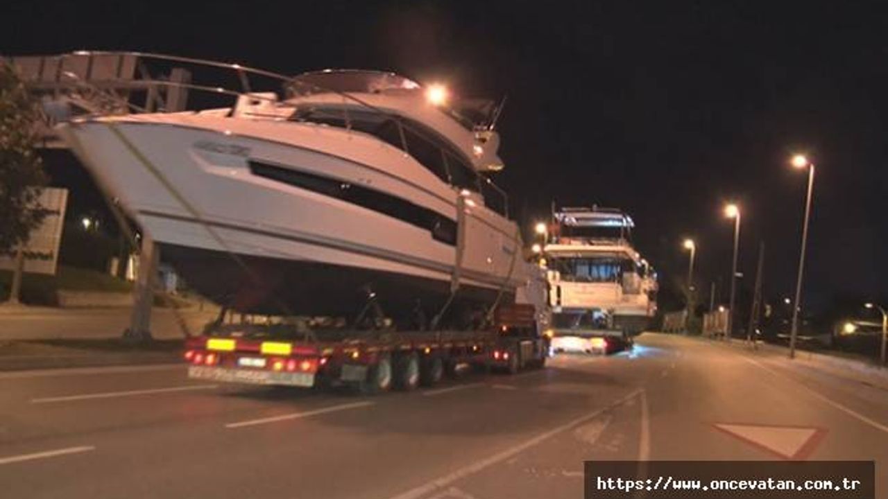 Bot fuarı için İstanbul'a getirilen tekneler böyle taşındı