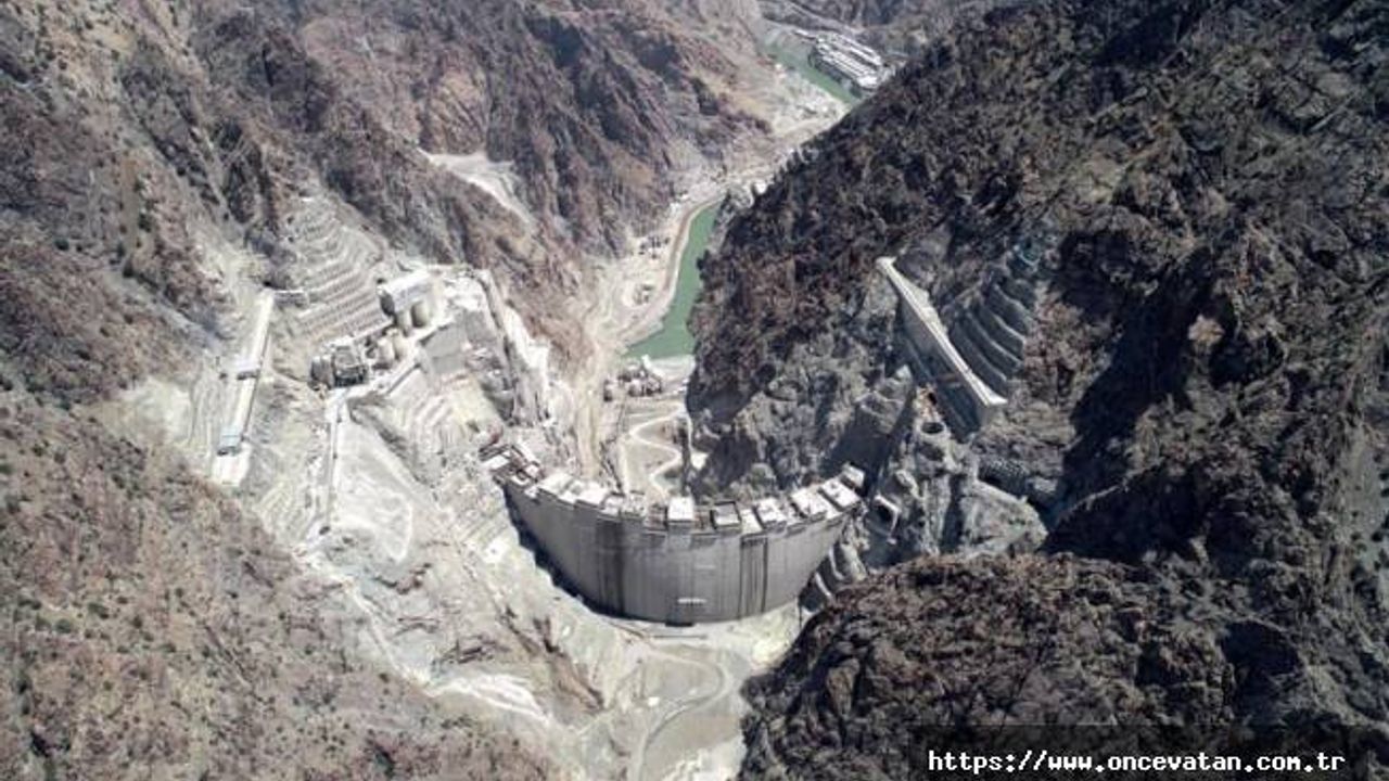 Yusufeli Barajı'nın tamamlanmasına 37 metre kaldı