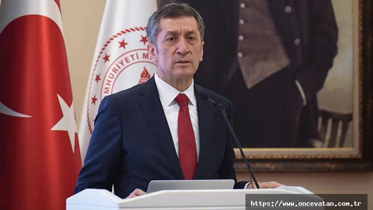 Bakan Selçuk'tan 'EBA TV' paylaşımı