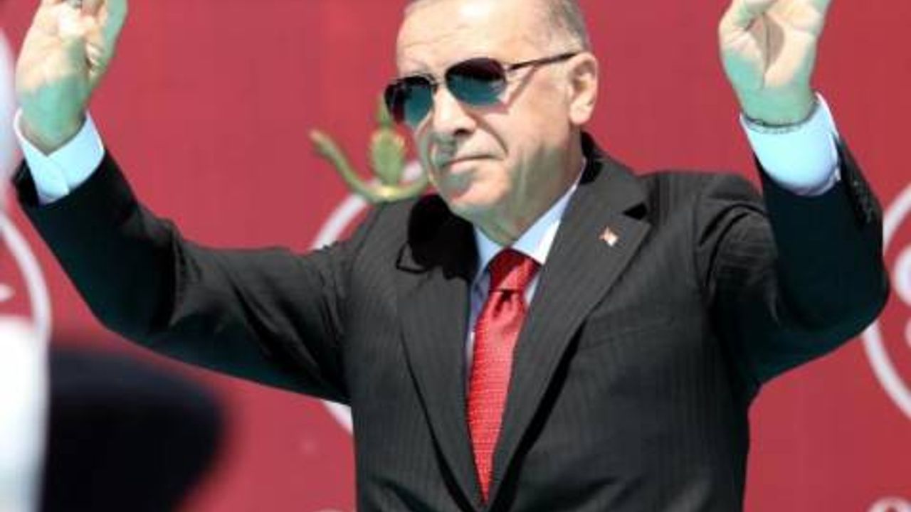 Erdoğan: Vatanımızı bölmeye, devletimizi yıkmaya çalışan hiç kimsenin gözünün yaşına bakmayacağız