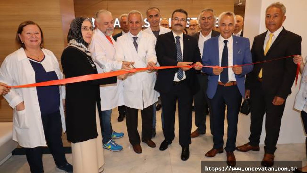 Avrasya Hastaneler Grubu Zeytinburnu Kaymakamını Ağırladı