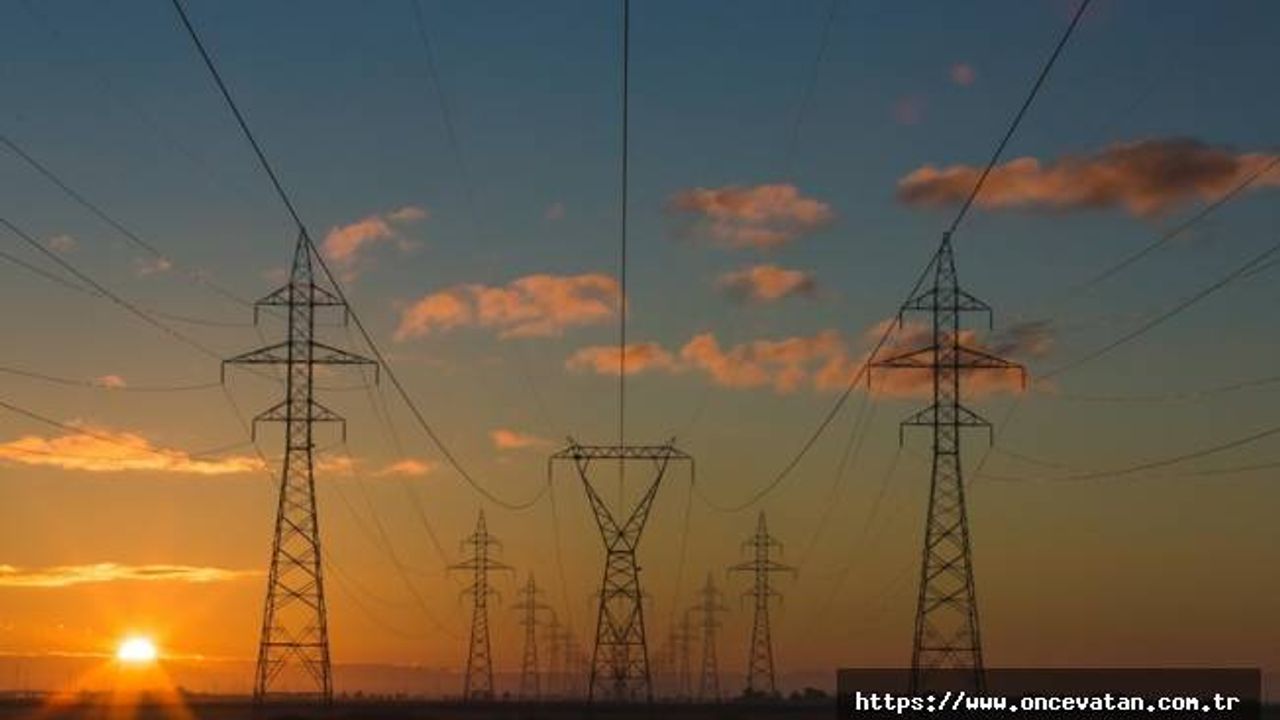 EPDK, serbest piyasada elektrik tavan fiyatını 2 bin 600 liraya indirdi