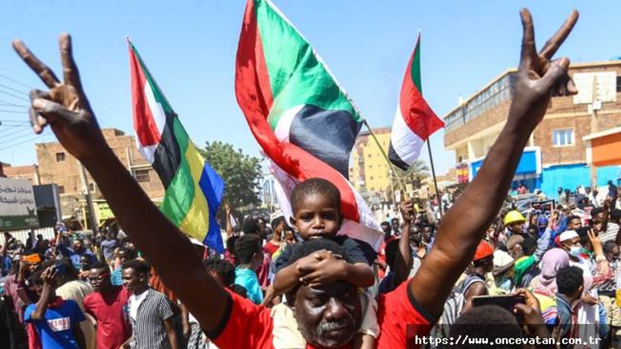 Sudan'daki nihai anlaşma 17 aydır süren siyasi krizi sonlandıracak mı?