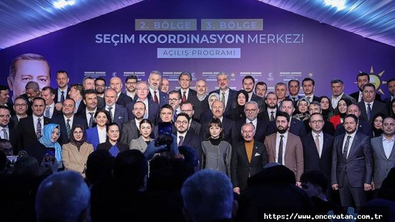 AK Parti'nin İstanbul 2. ve 3. bölge seçim koordinasyon merkezleri açıldı