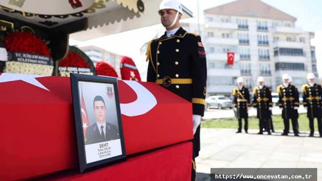 Başkentte trafik kazasında şehit olan Jandarma Astsubay Çolak son yolculuğuna uğurlandı