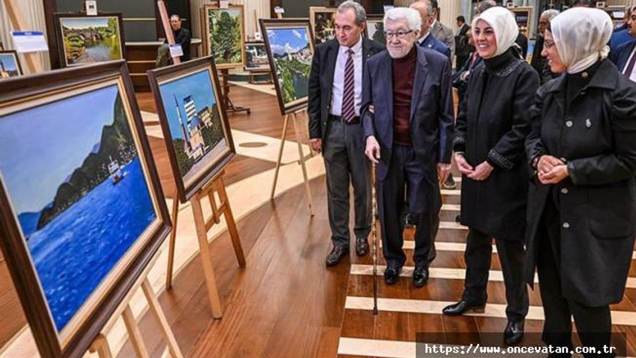 Eski AK Parti Milletvekili Zeki Ünal'ın resim sergisi açıldı