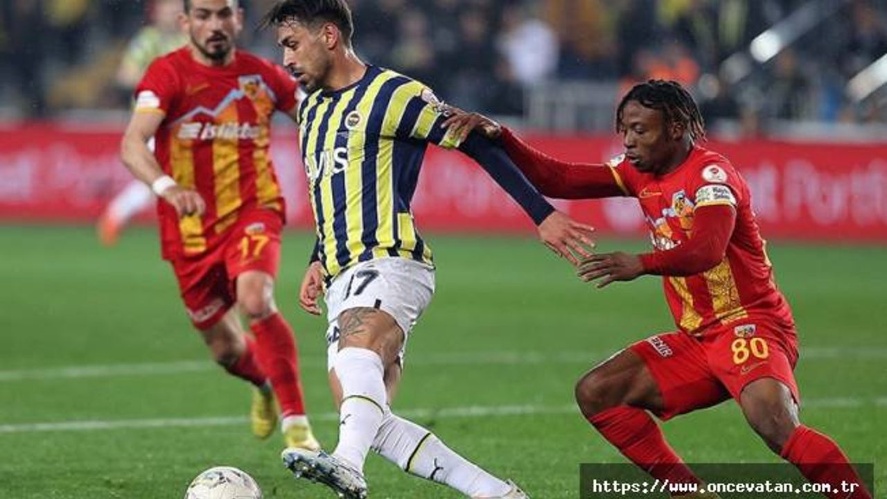 Fenerbahçe'de İrfan Can Kahveci taraftarlardan özür diledi