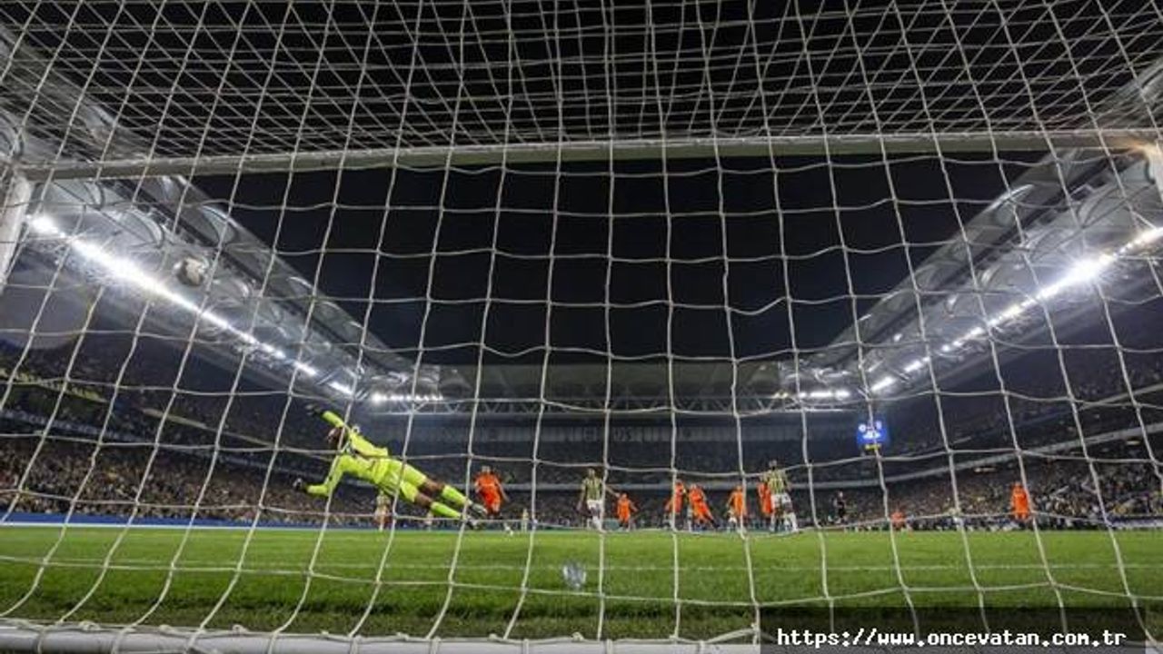 Fenerbahçe, yarın Medipol Başakşehir'e konuk olacak