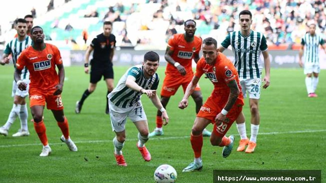 Giresunspor evinde Alanyaspor ile berabere kaldı