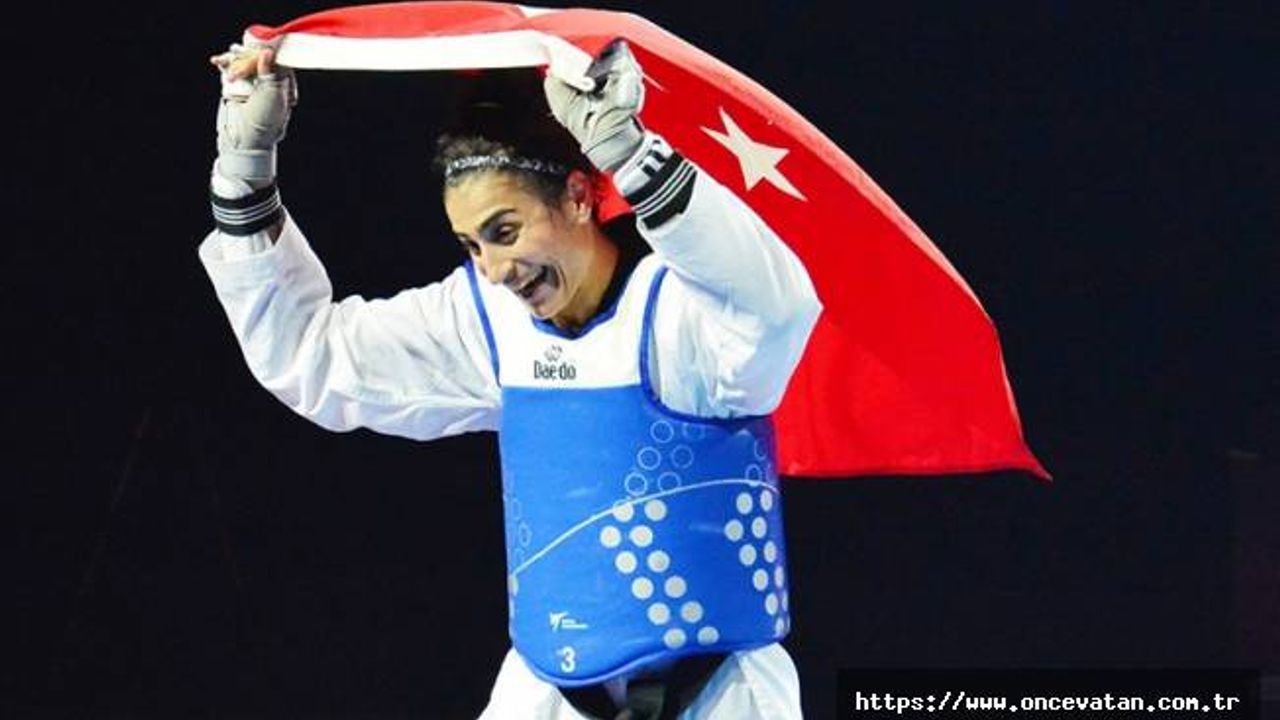 Milli tekvandocu Hatice Kübra İlgün, Avusturya'da altın madalya kazandı