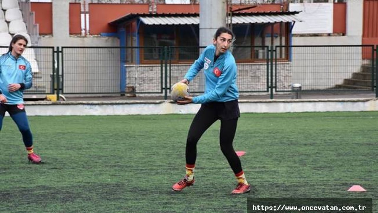 Ragbi Kadın Milli Takımı oyuncusu Ayça Akçınar, olimpiyat hayaliyle çalışıyor