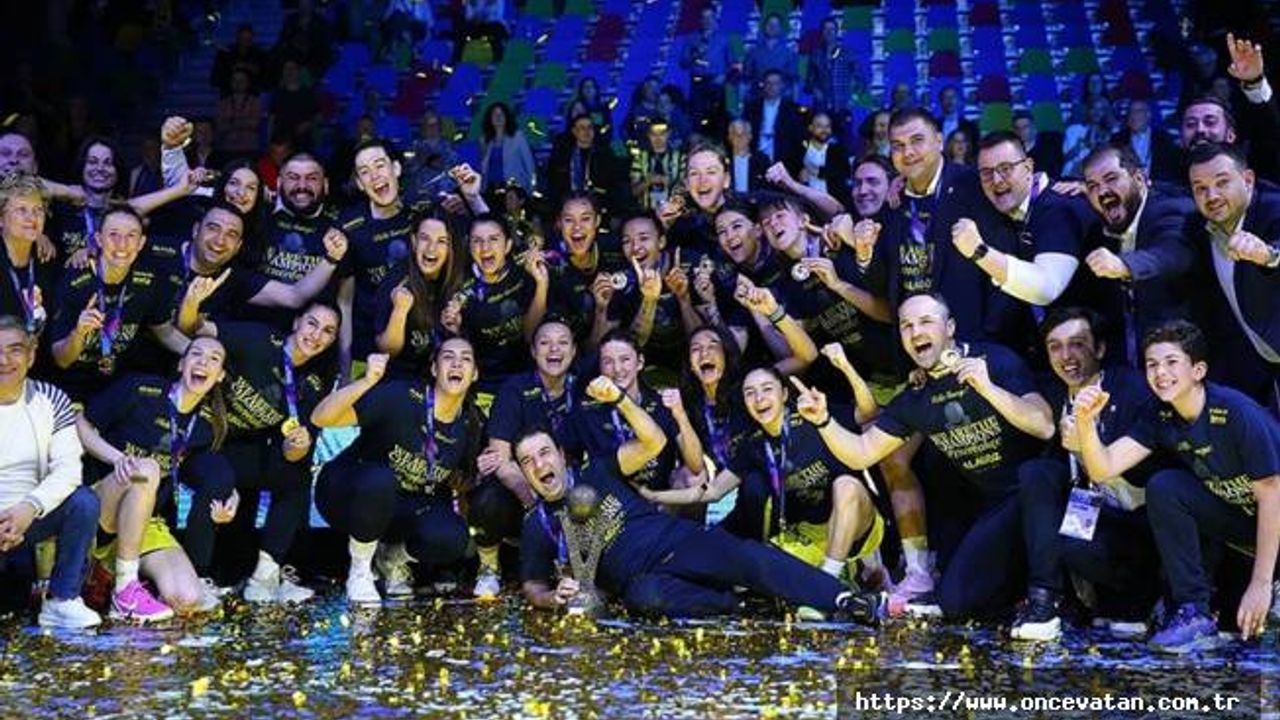 Türk basketbolunun Avrupa'daki 13. kupası Fenerbahçe'den
