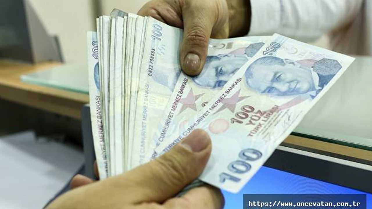 YÖK, lisans ve lisansüstü öğrencilerin burs miktarlarını artırdı