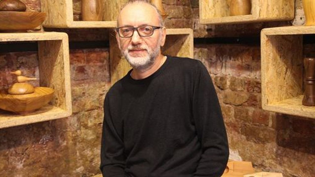 Düş Sokağı Sakinleri'nin eski üyesi Murat Çelik yeni kitap ve albüm hazırlığında