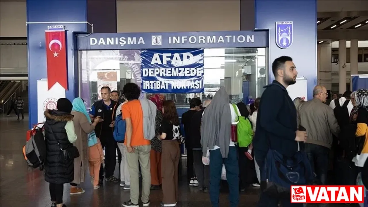 Ankara otobüs terminalinde seçim hareketliliği