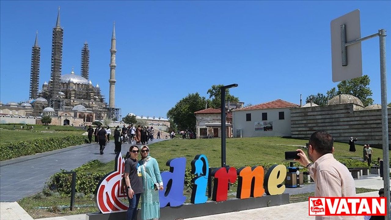 Edirne'de bayram tatili yoğunluğu yaşandı