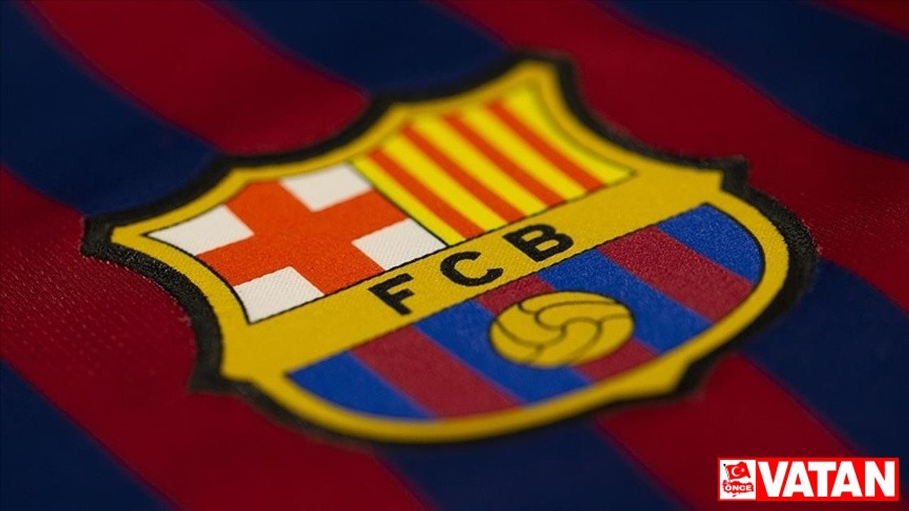 UEFA, soruşturma yürüttüğü Barcelona'nın Şampiyonlar Ligi'ne katılmasına geçici izin verdi