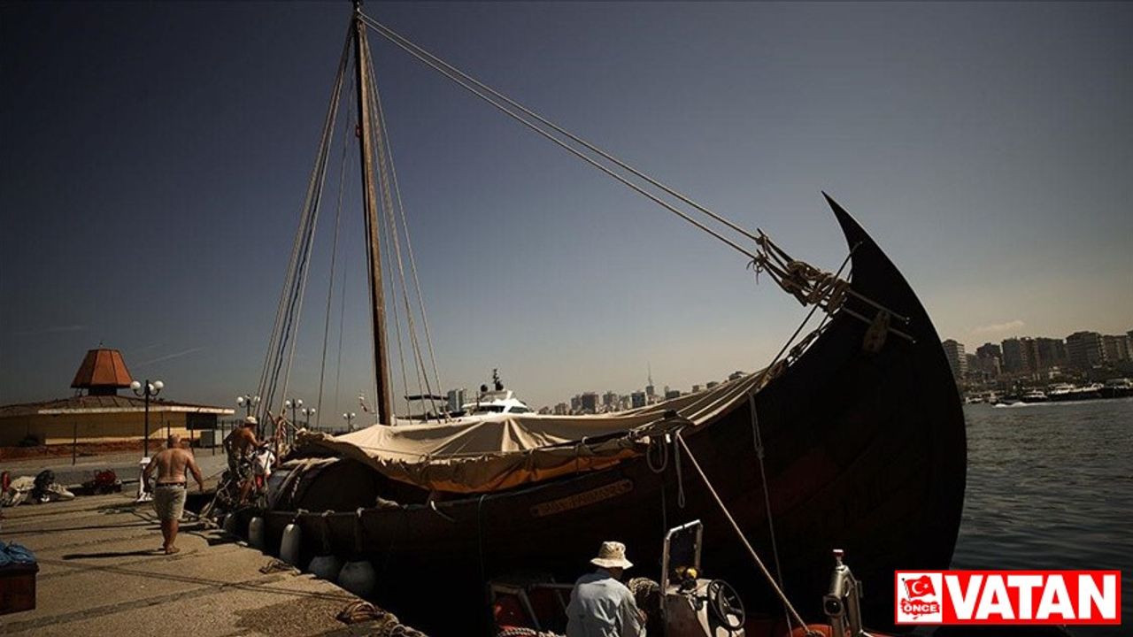 Viking yelkenlisi İstanbul'da Viking hayranları için hazırlanıyor