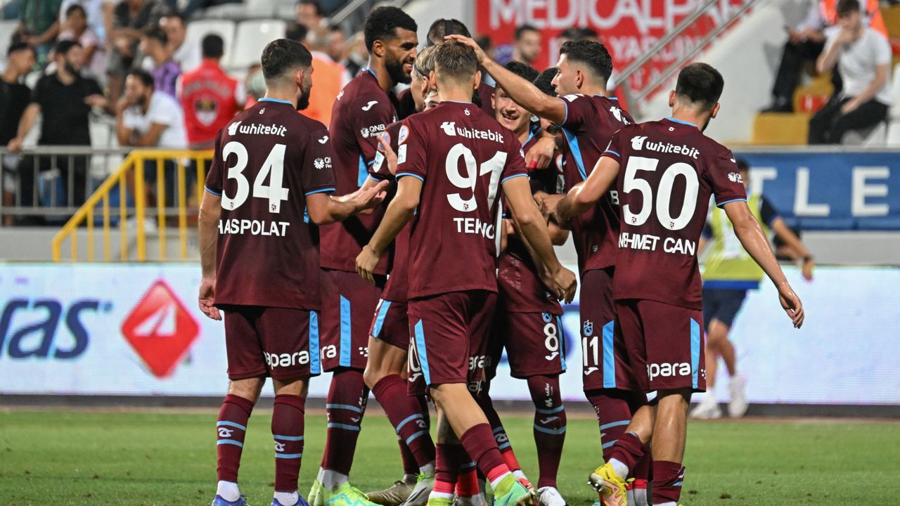 Trabzonspor, İstanbul'da farklı kazandı