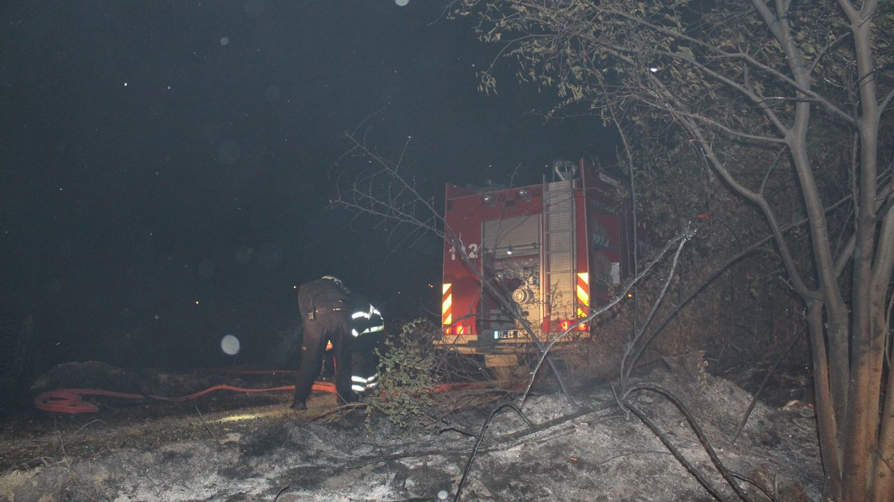 Kastamonu'da çıkan ot yangını sebebiyle bir evde hasar oluştu