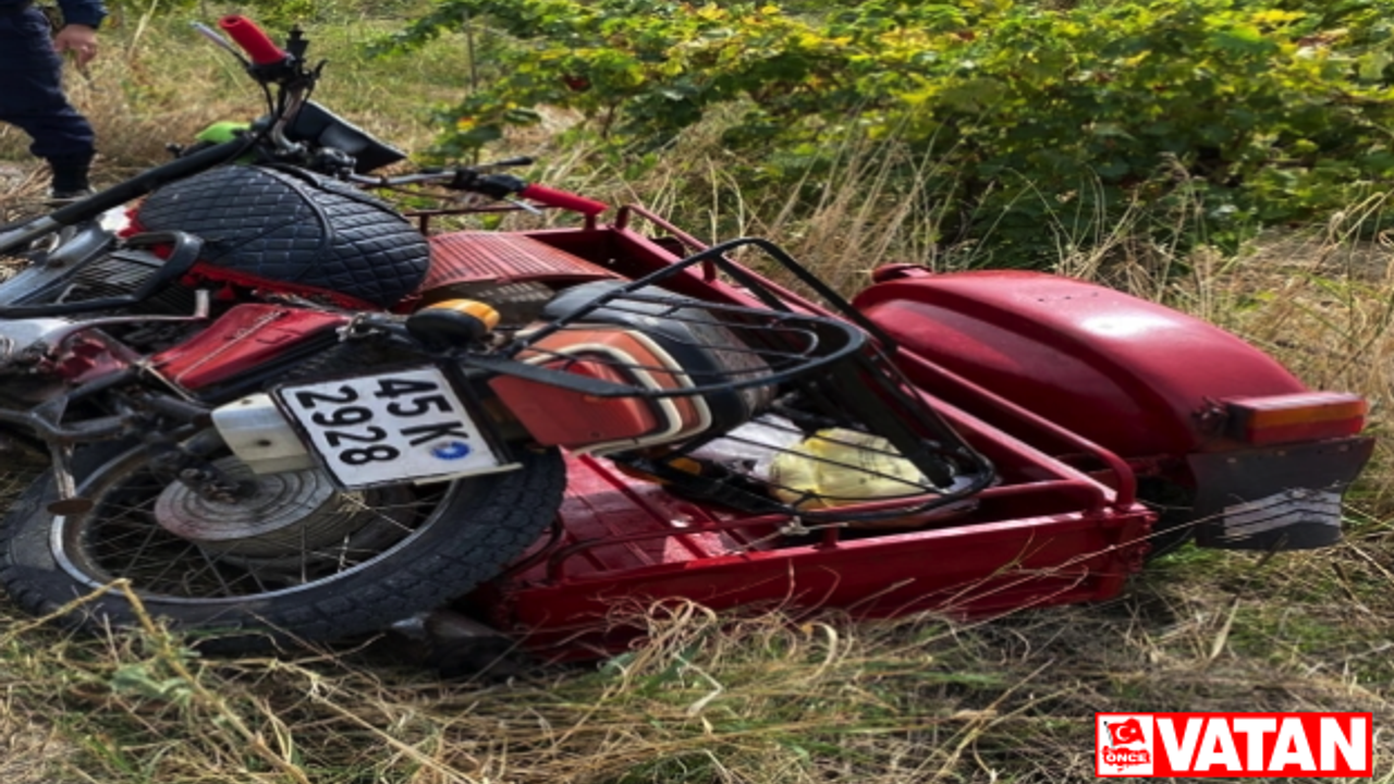 Manisa'da otomobille çarpışan motosikletin sürücüsü hayatını kaybetti