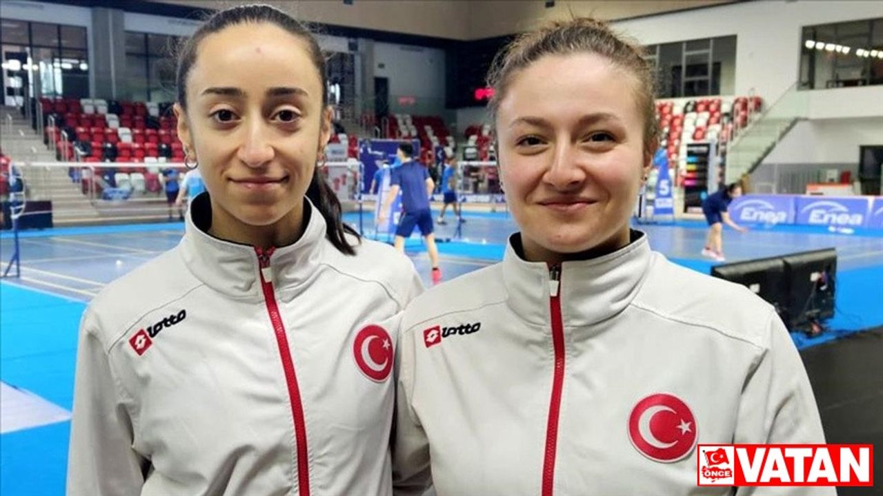Milli badmintoncular Bengisu ile Nazlıcan, Hollanda'da bronz madalya kazandı