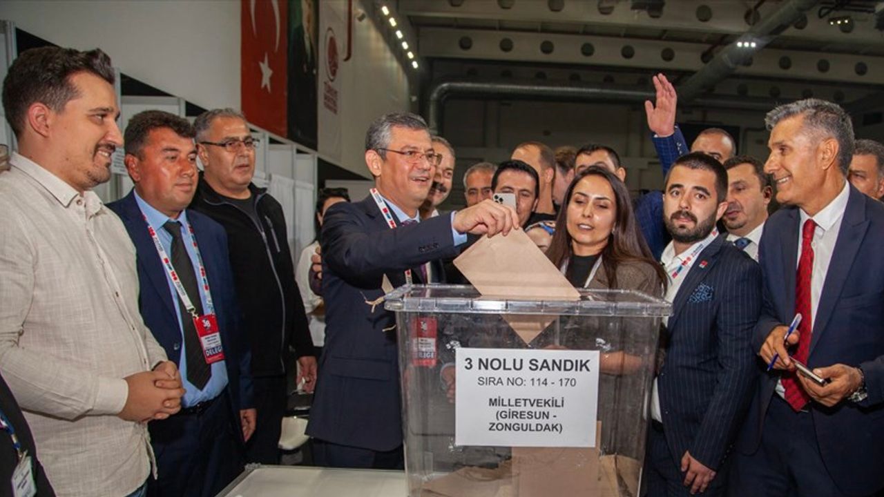 CHP'nin genel başkanlık seçimi ikinci tura kaldı