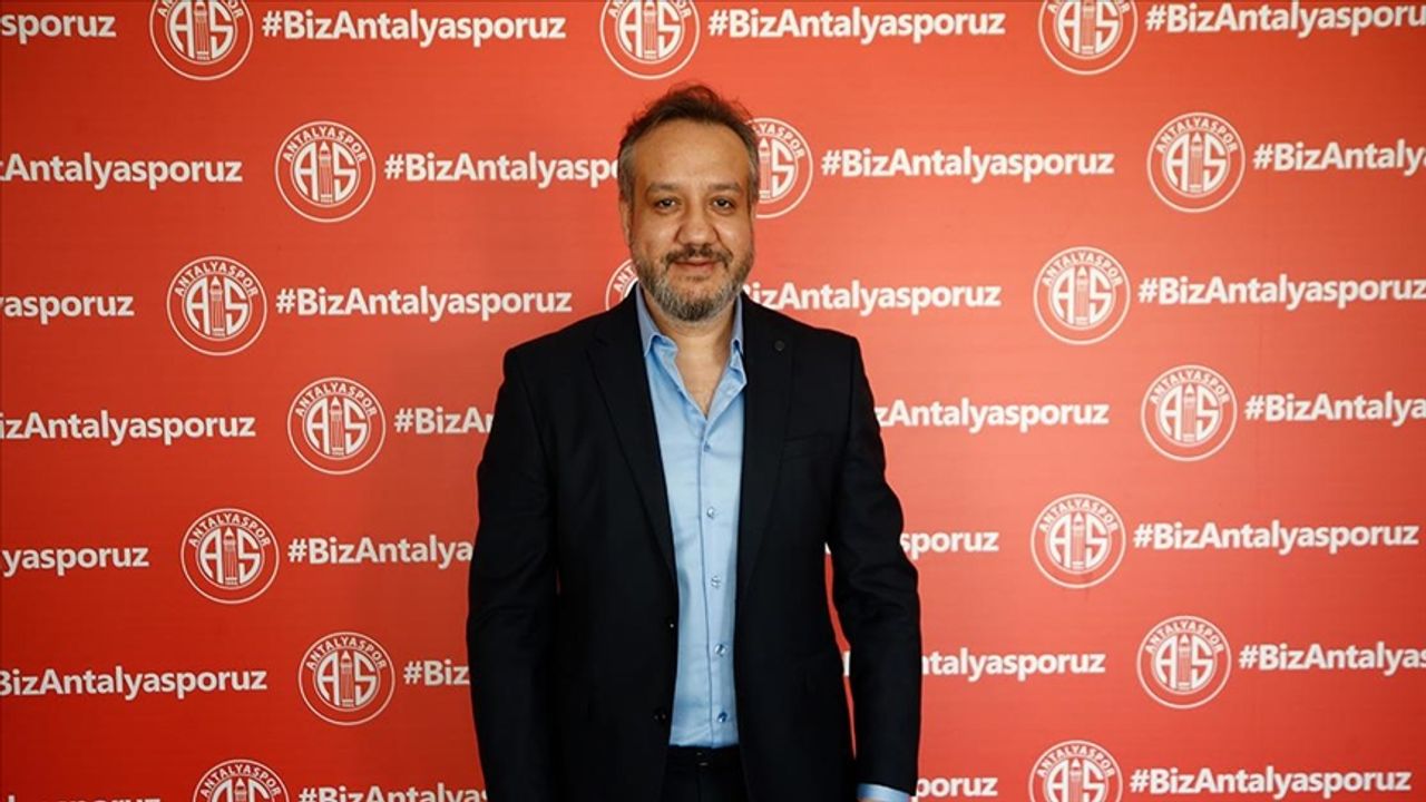 Antalyaspor Başkanı Sinan Boztepe'den taraftara birlik çağrısı