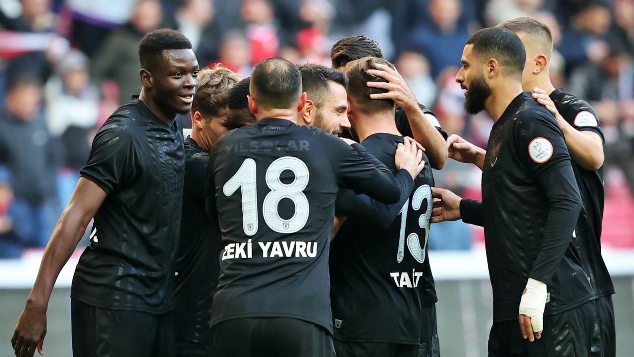 Samsunspor, Sivasspor'u 2-0 yendi