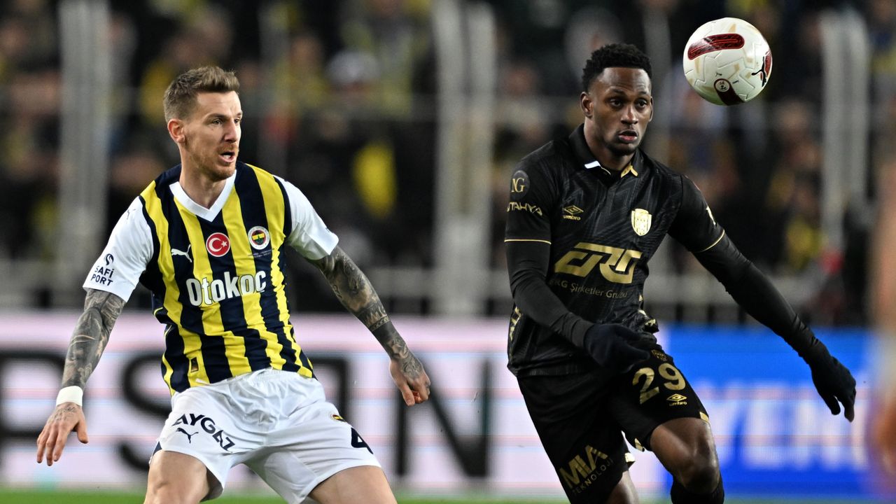 İlk yarı sonucu: Fenerbahçe 2 - MKE Ankaragücü 1