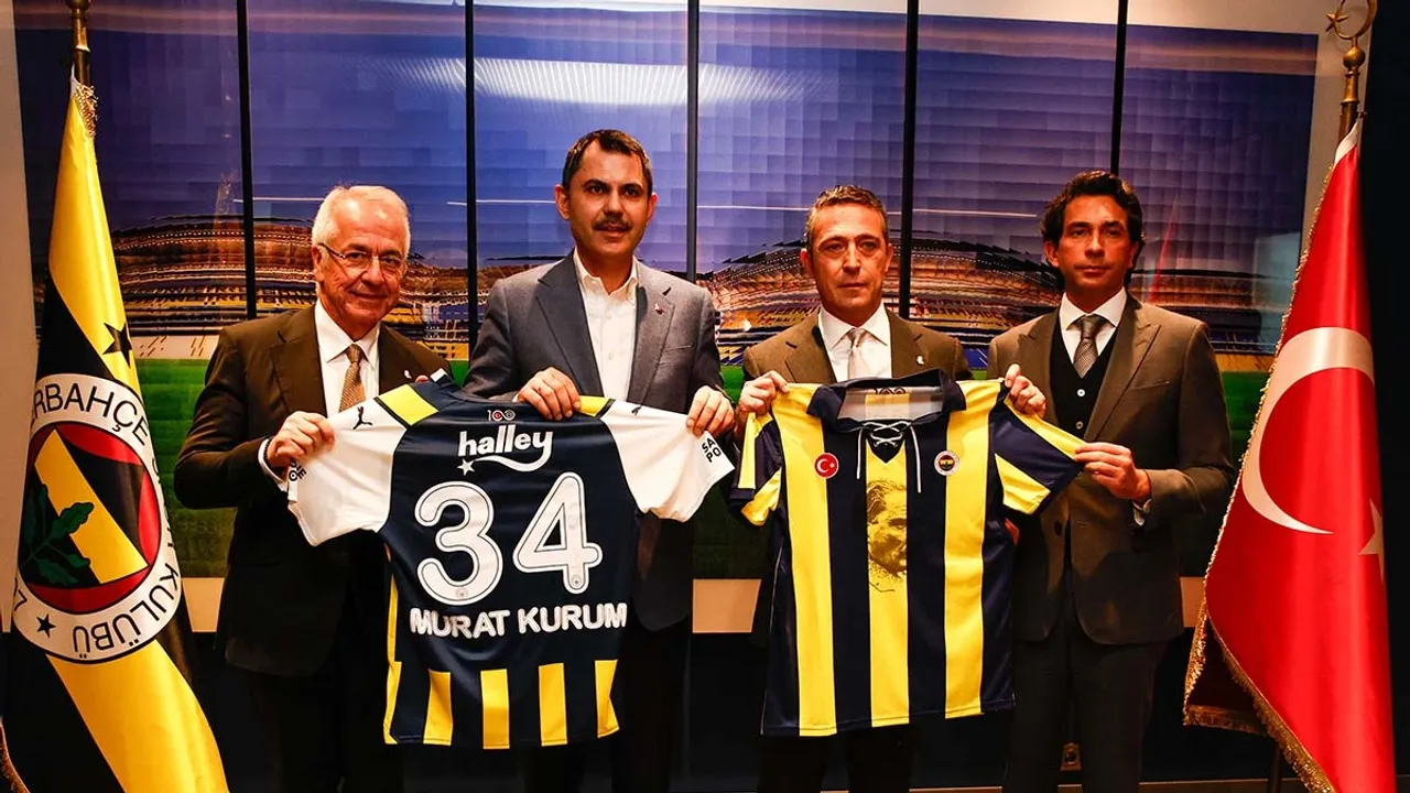 İBB Başkan adayı Kurum'dan Fenerbahçe Spor Kulübü'ne ziyaret