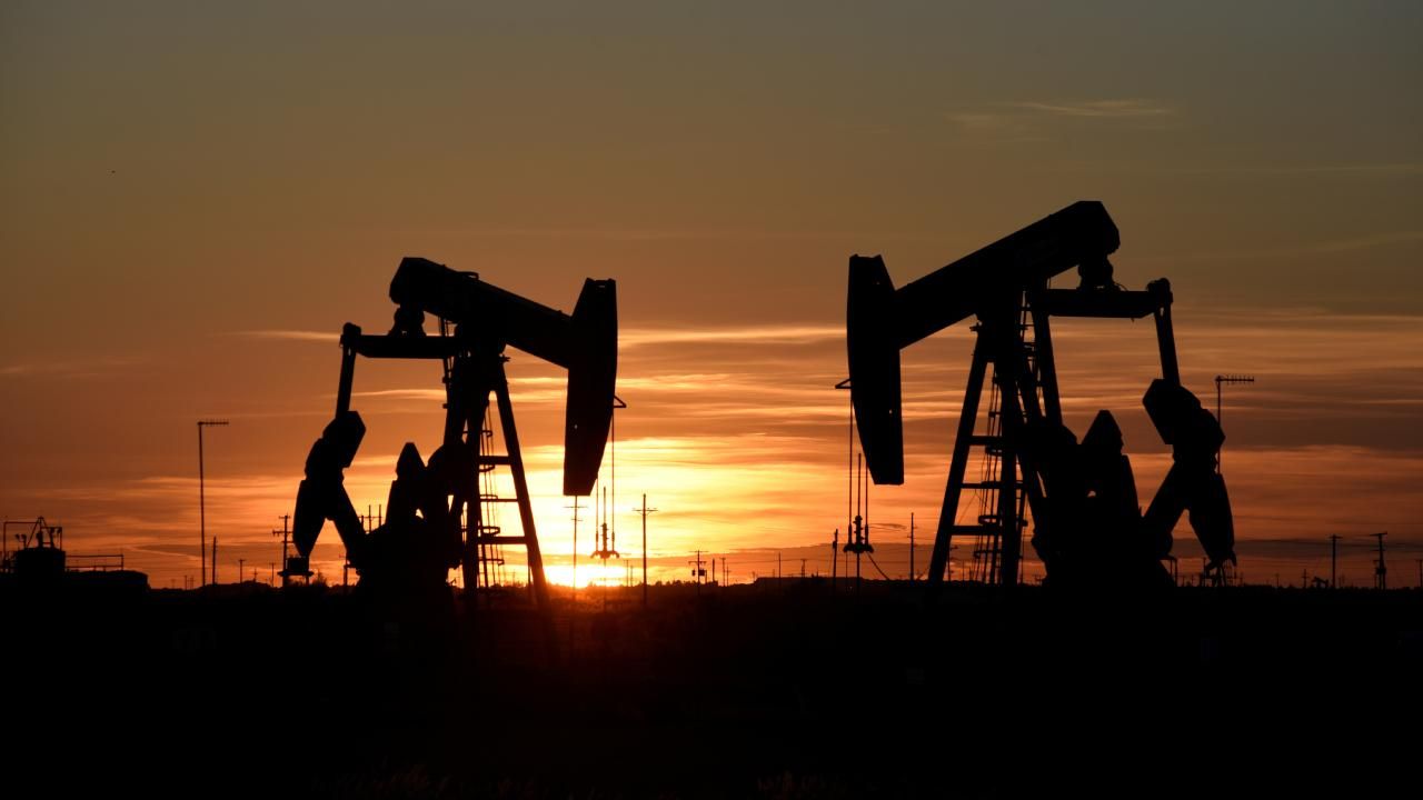 Brent petrolün varil fiyatı 77,75 dolar