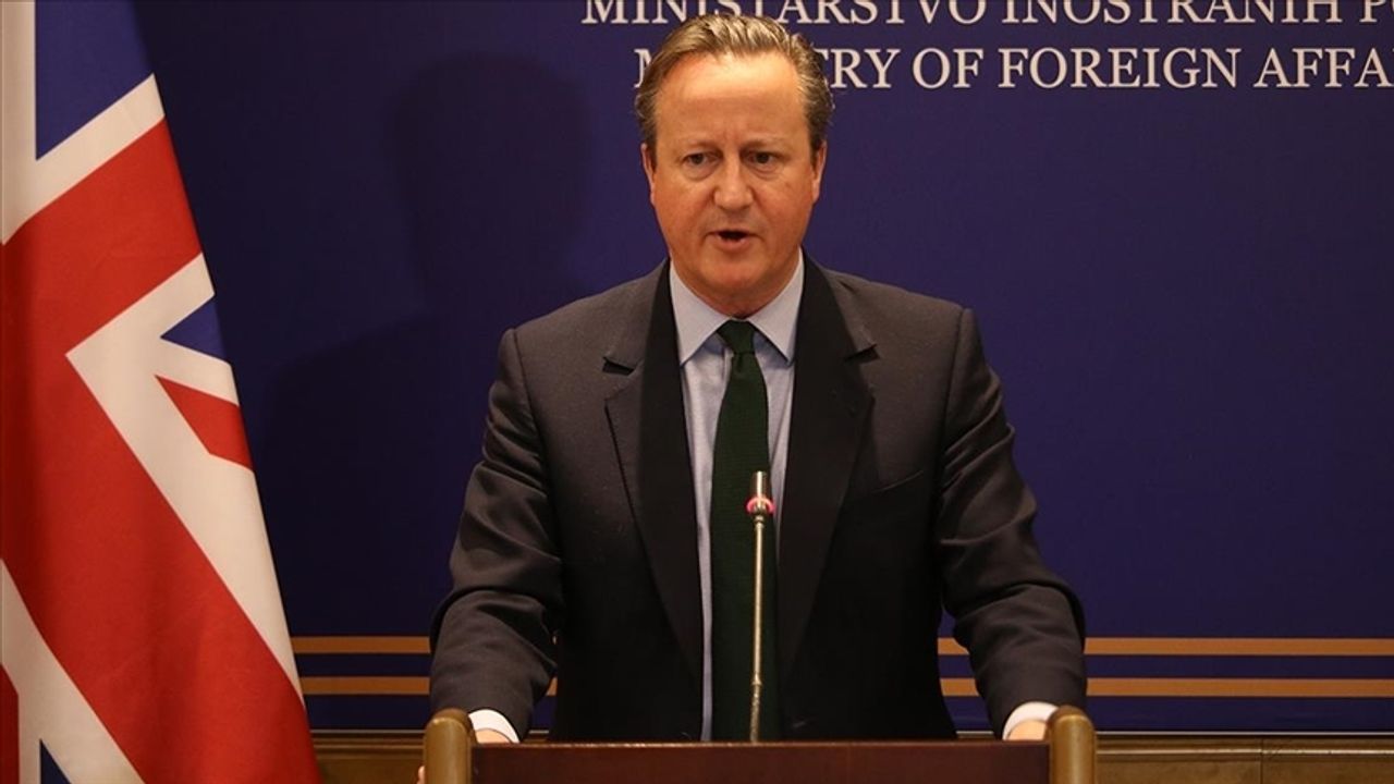 İngiltere Dışişleri Bakanı Cameron: Gazze’de ölüm ve çaresizlik çocukların hayatlarına musallat oluyor