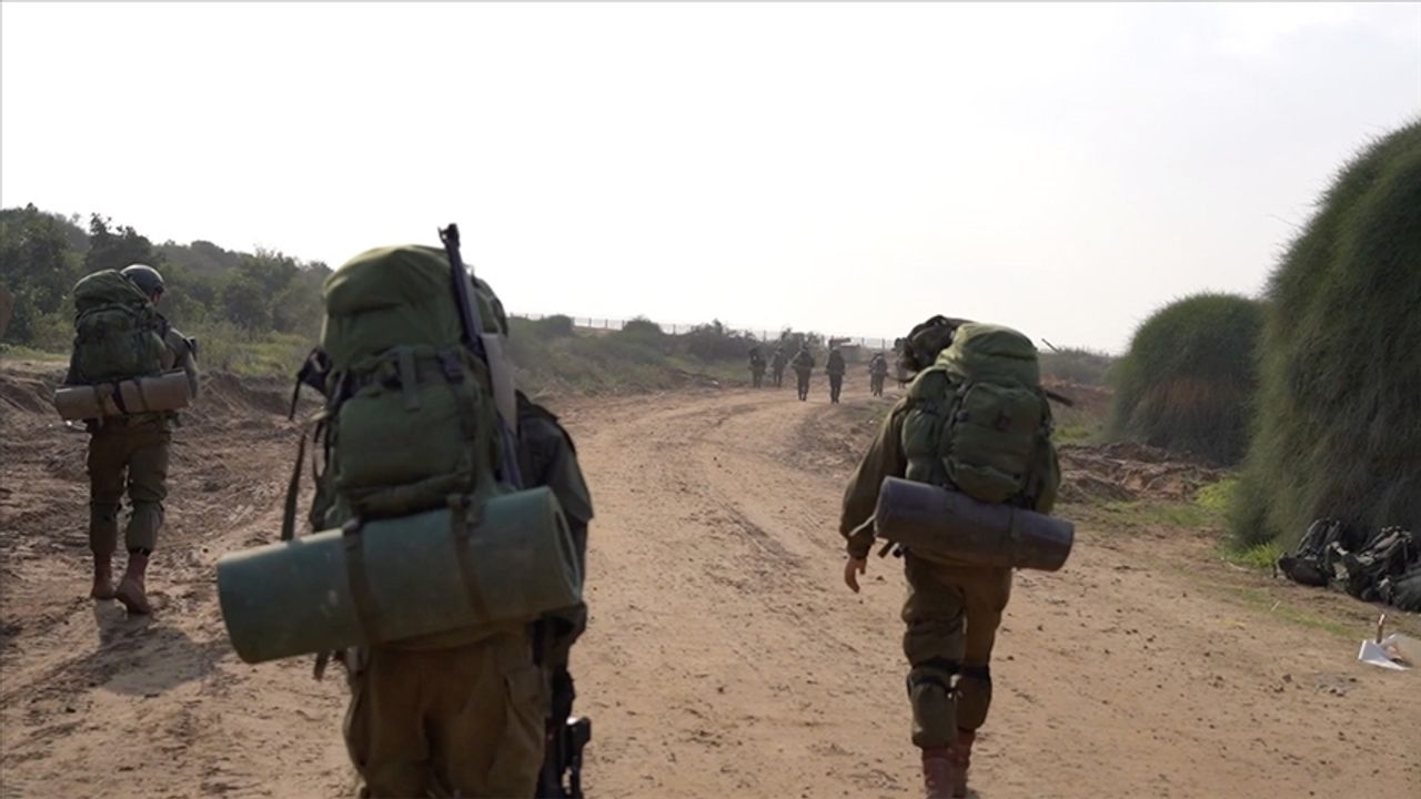 İsrail medyasına göre, ordu, en büyük tümeni Gazze'den Lübnan sınırına kaydırma kararı aldı