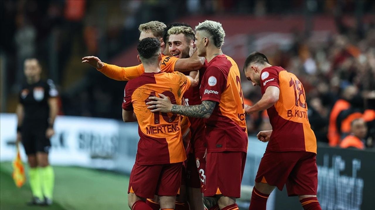 Galatasaray, maç fazlasıyla liderliğe yükseldi