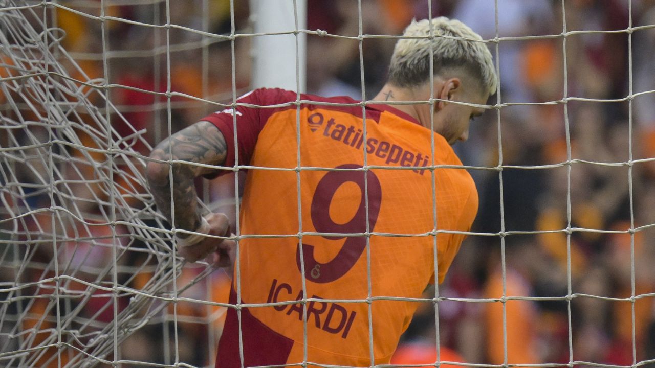 İlk yarı sonucu: Galatasaray 1 - Hatayspor 0
