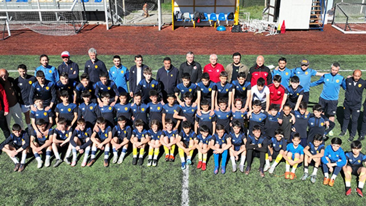 Futbol Akademileri Projesi'nde kulüp ziyaretleri devam ediyor