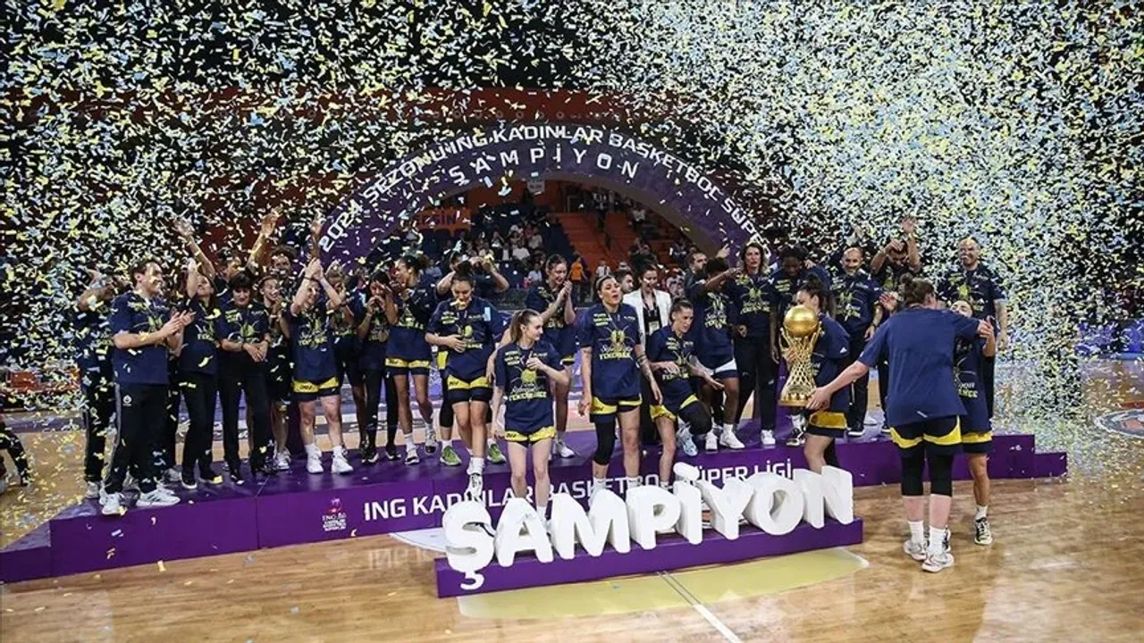 Fenerbahçe Kadın Basketbol Takımı, şampiyon oldu