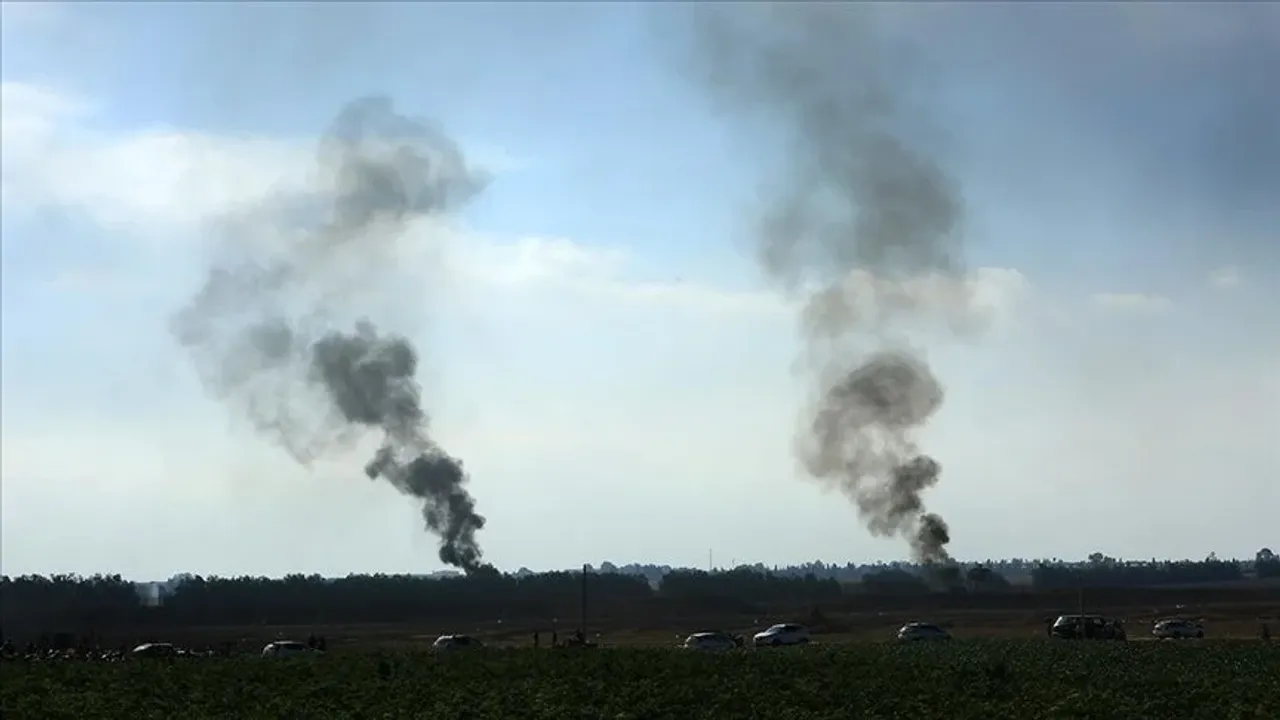 Kassam Tugayları Lübnan'ın güneyinden İsrail'e onlarca katyuşa roketi fırlattı