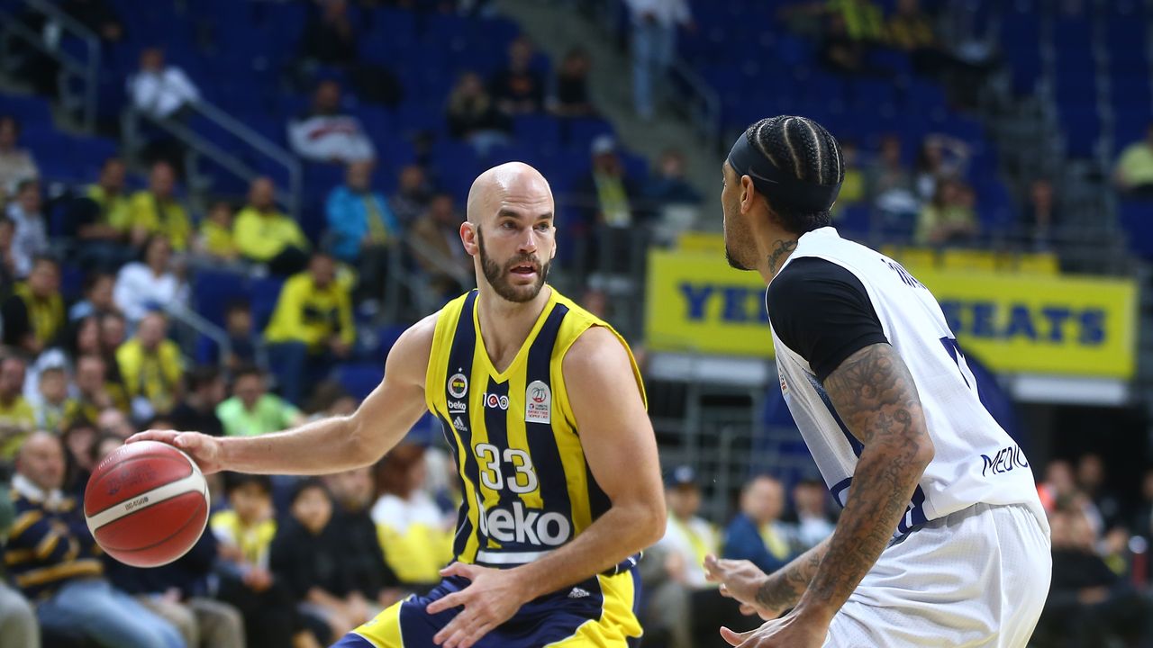 Fenerbahçe Beko, Onvo Büyükçekmece Basketbol'u 92-90 mağlup etti