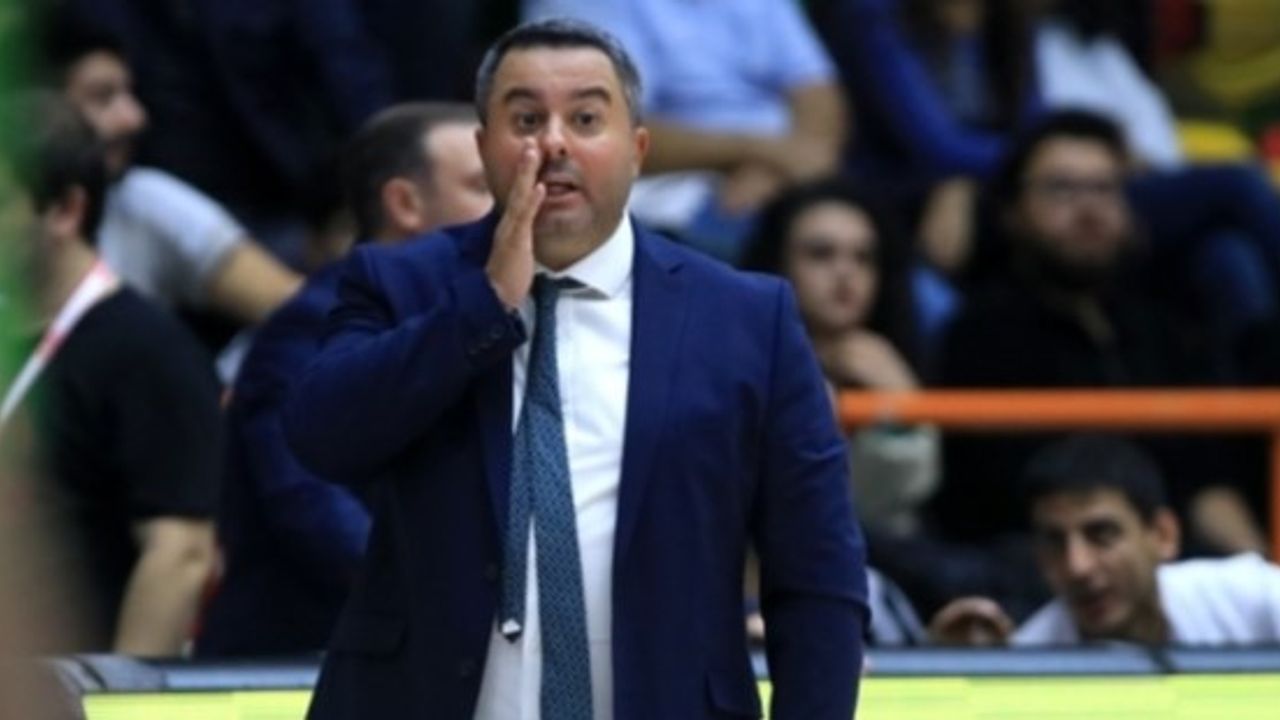 Antalyaspor'u Türkiye Basketbol Ligi'ne taşıyan Engin Gençoğlu, 4. şampiyonluğuna ulaştı