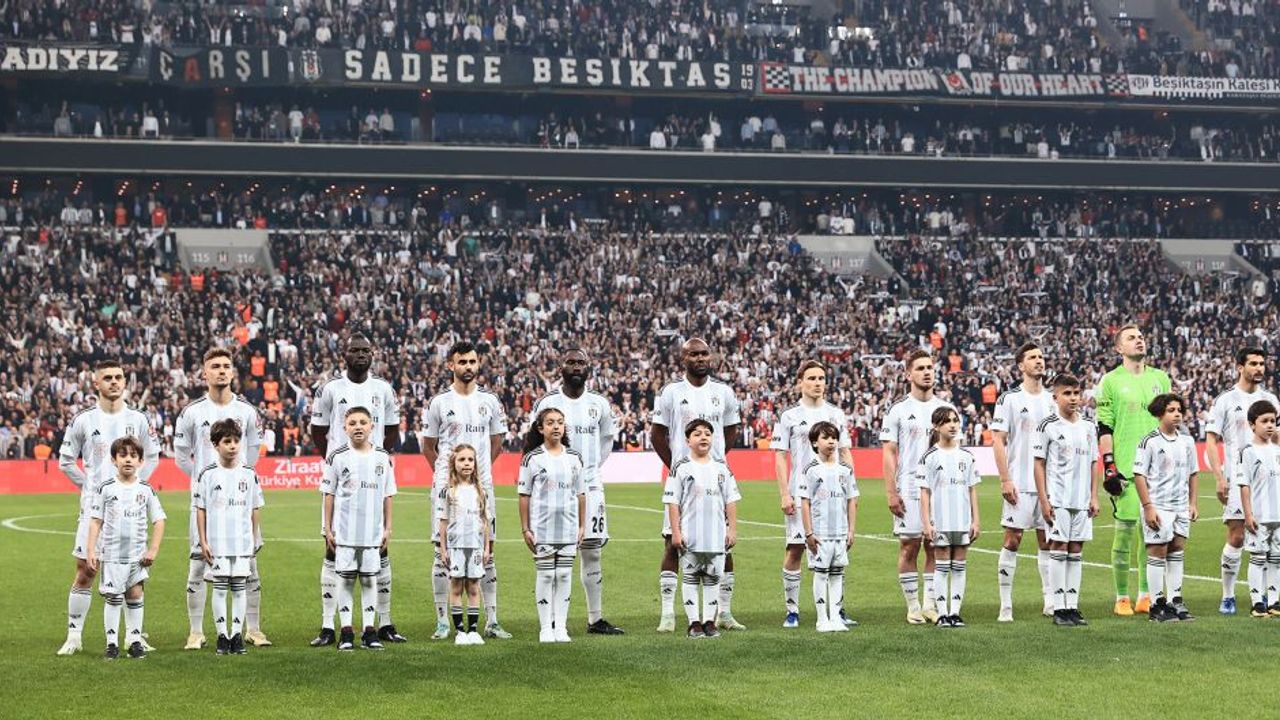 Beşiktaş kupa maçına 2 değişiklikle çıktı